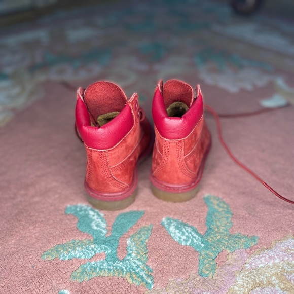 Size 7US Toddler Ruby Red Timberland Premium Boot - Picture 3 of 6